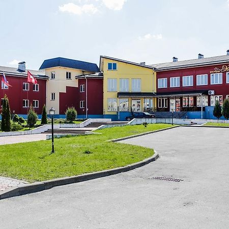Hotel Suvorov Kobryń Zewnętrze zdjęcie