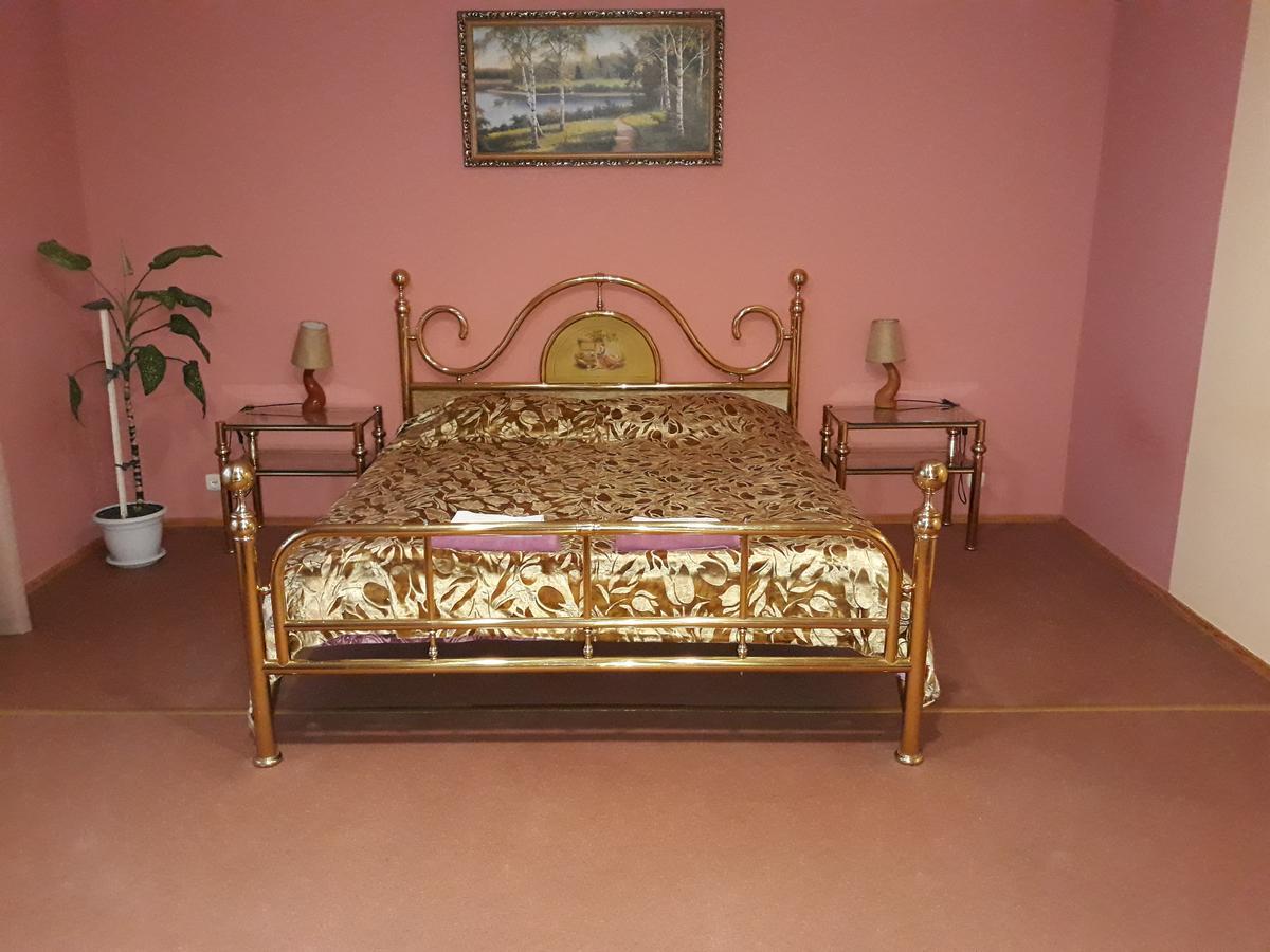Hotel Suvorov Kobryń Zewnętrze zdjęcie