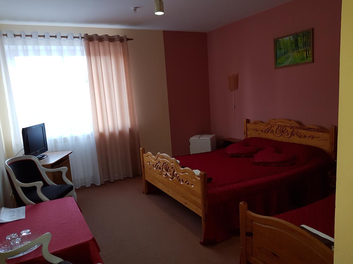 Hotel Suvorov Kobryń Zewnętrze zdjęcie